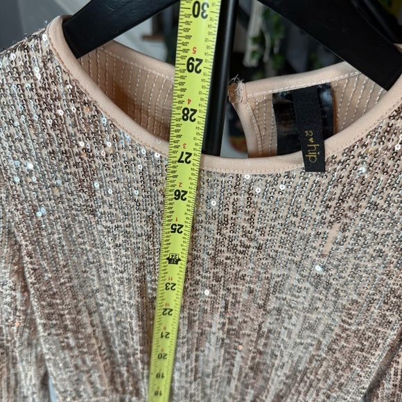 Elegant Sequin Mini Dress in Gold - Picture 8 of 12